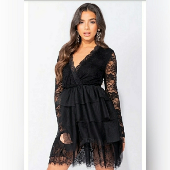 ❤️Price drop❤️Lace Multi-Tiered Panel Dress - Picture 7 of 8